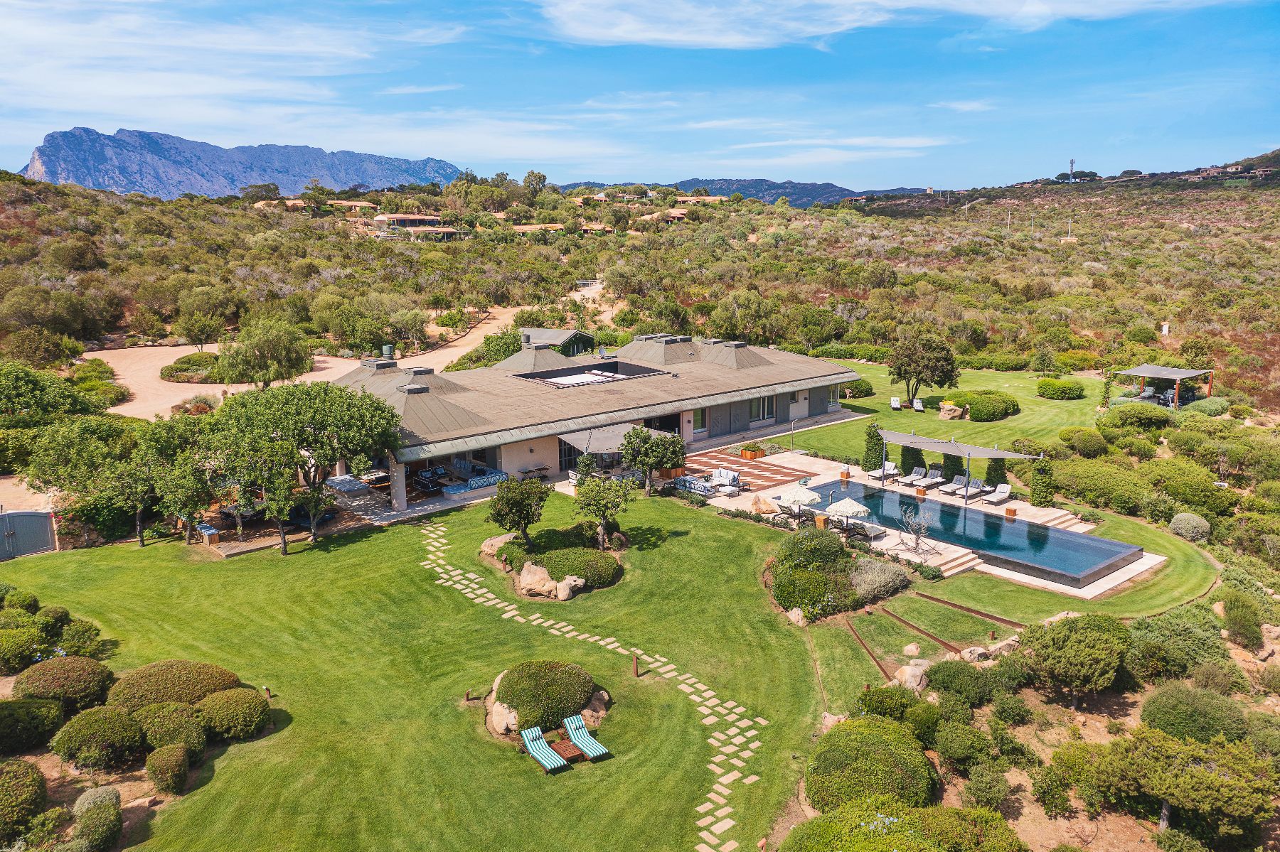 Marina villa photo.